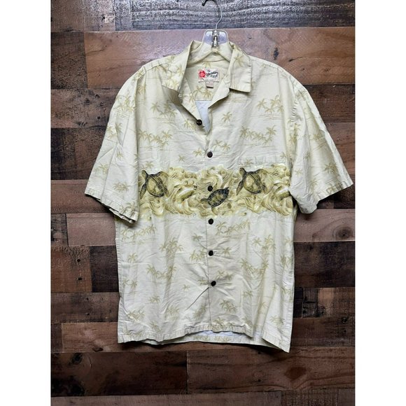 Hilo Hatties Men's Short‎ Sleeve Button Up Size Medium - Picture 1 of 3